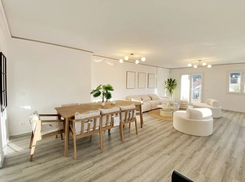 5 bedroom apartment 235 m² Benahavis, Spain
