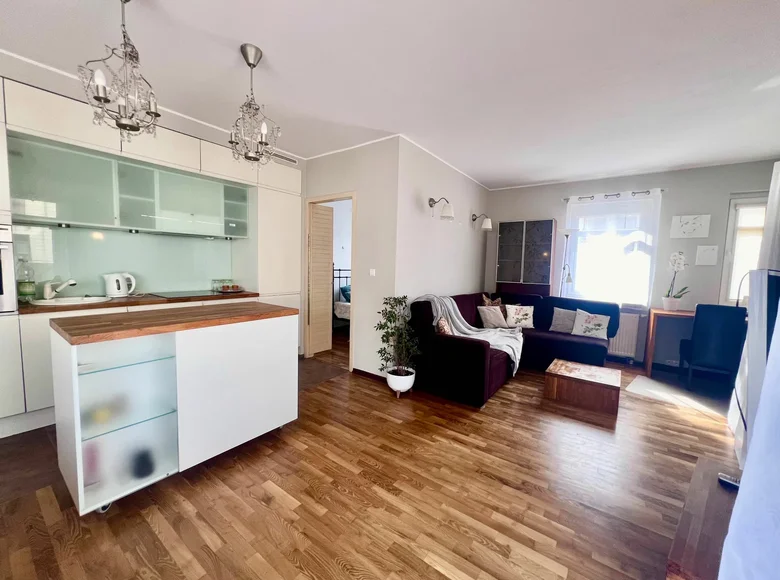 2 room apartment 51 m² in Warsaw, Poland