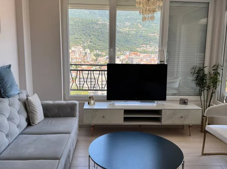 2 bedroom apartment 74 m² Budva, Montenegro