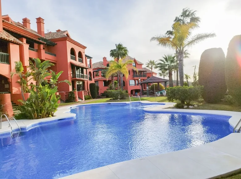 Mieszkanie 3 pokoi 120 m² Mijas, Hiszpania