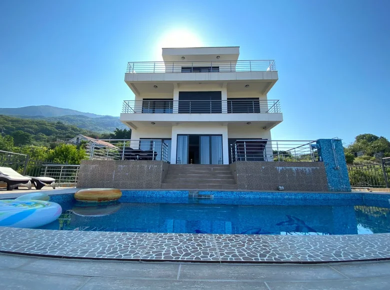 6-Schlafzimmer-Villa 300 m² Montenegro, Montenegro