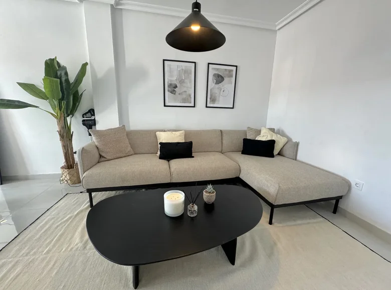 Wohnung 2 Schlafzimmer 100 m² Marbella, Spanien