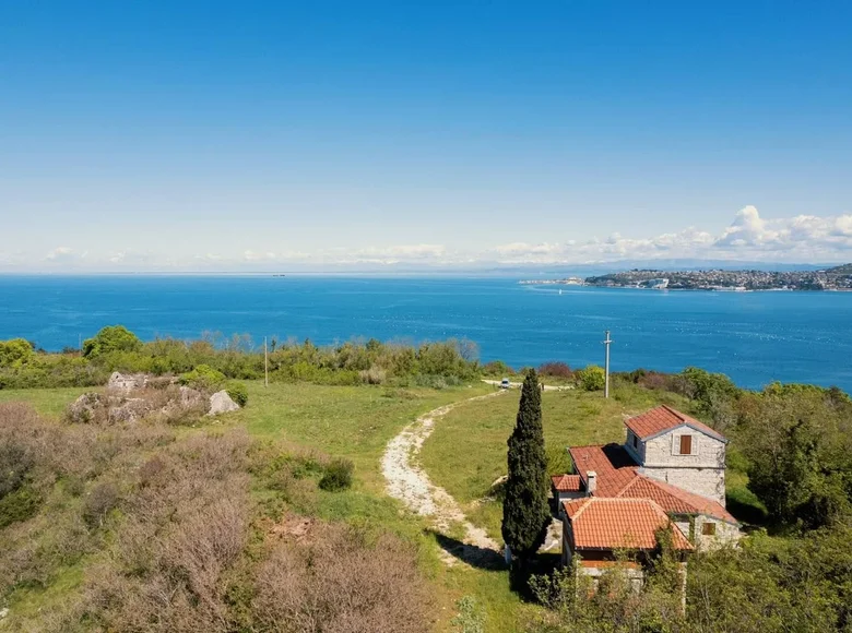 3-Schlafzimmer-Villa 200 m² Crveni Vrh, Kroatien