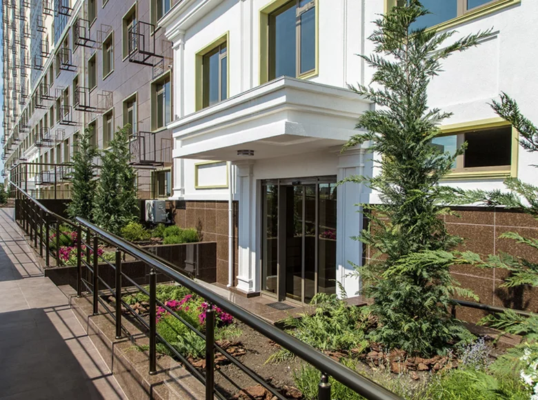 Mieszkanie 3 pokoi 97 m² Odessa, Ukraina