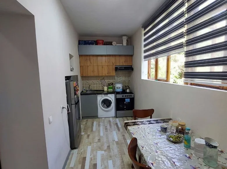 Kvartira 1 xona 42 m² Toshkentda