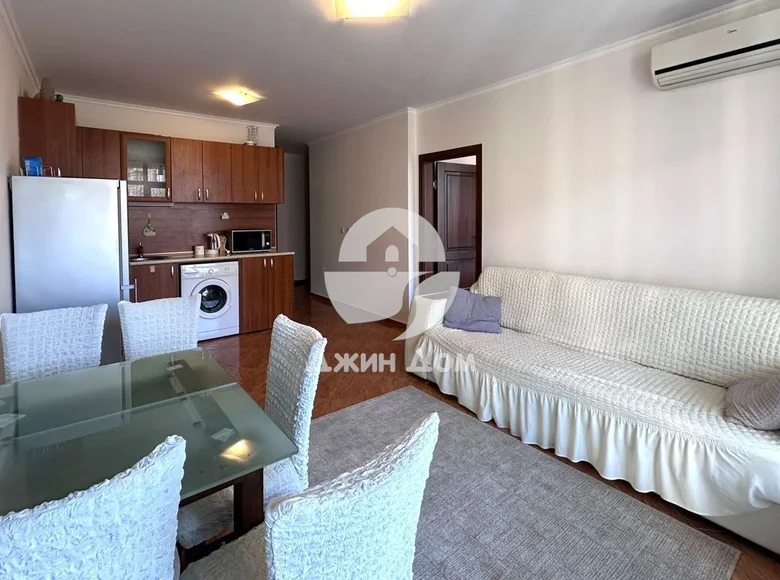 2 bedroom apartment 77 m² Sveti Vlas, Bulgaria