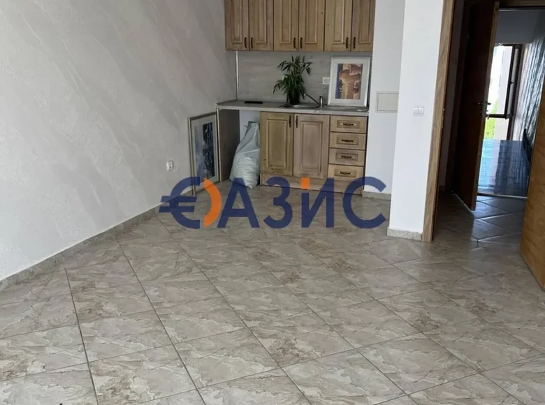 Квартира 2 комнаты 67 м² Несебр, Болгария