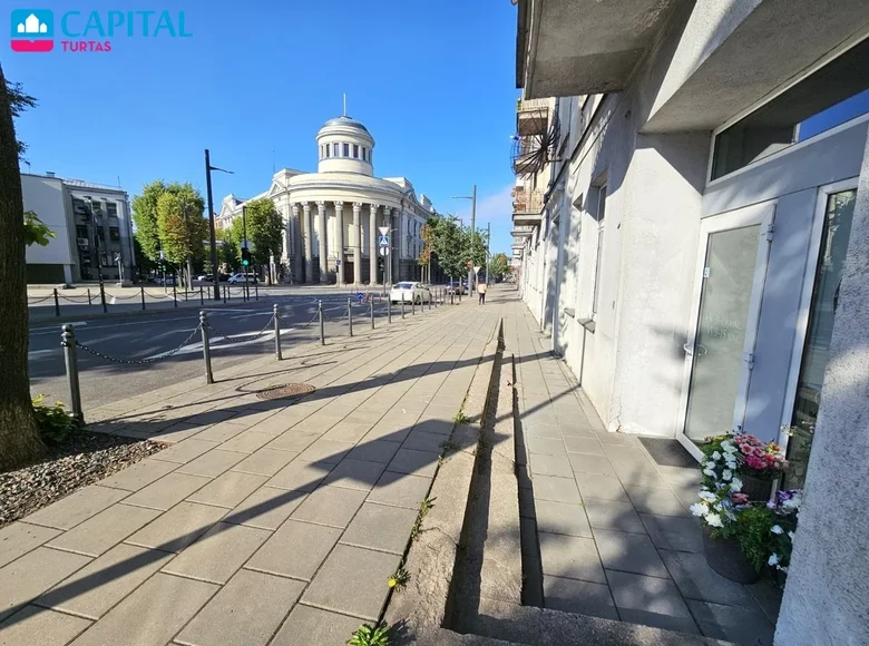 Commercial property 193 m² in Kaunas, Lithuania