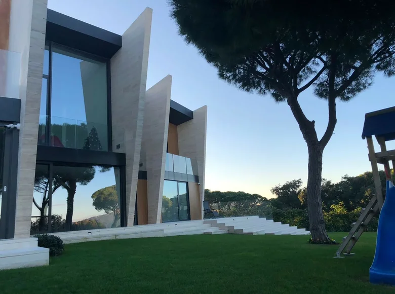 6-Schlafzimmer-Villa 600 m² Castell-Platja d Aro, Spanien