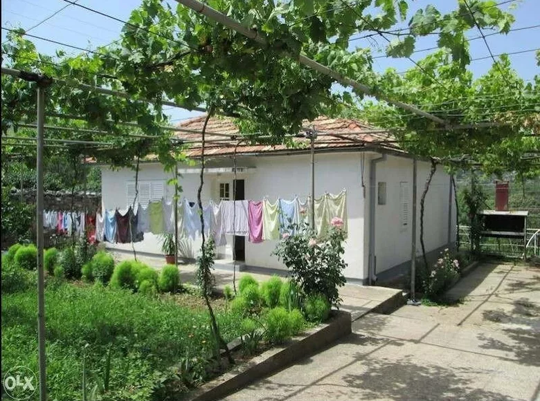 Casa 4 habitaciones 151 m² Podgorica, Montenegro