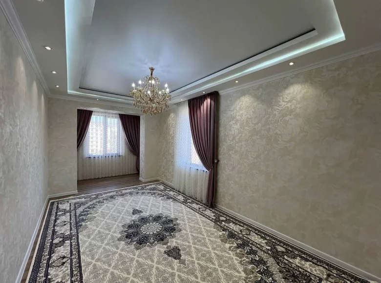 Kvartira 3 xonalar 108 m² Samarqandda