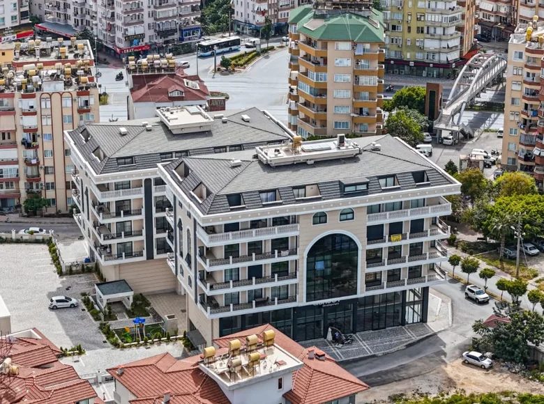 Квартира 4 комнаты 140 м² Муратпаша, Турция