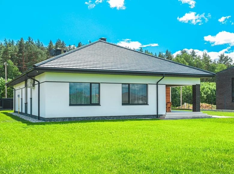 Cottage for sale in Drozdava, Belarus for €466,089 - listing #1683407
