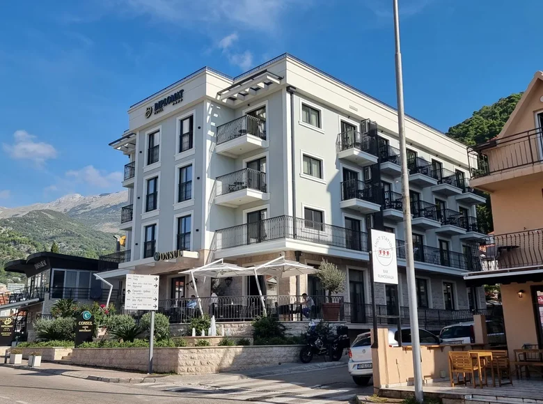 Pomieszczenie biurowe 85 m² Budva, Czarnogóra