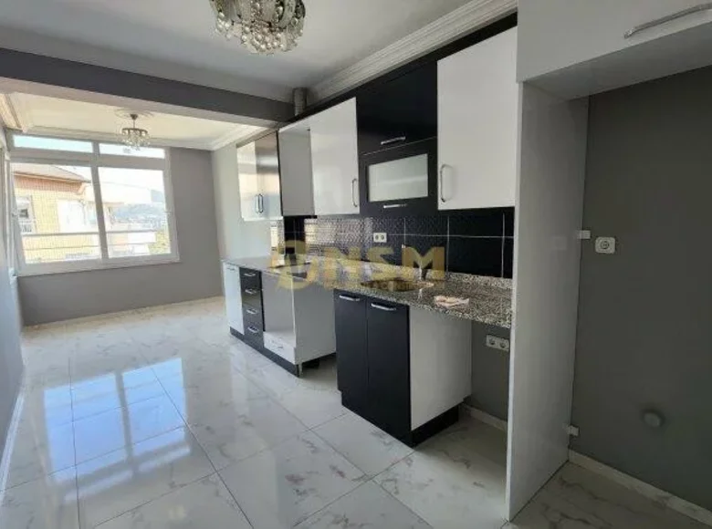 Duplex 3 bedrooms 160 m² Mahmutlar, Turkey