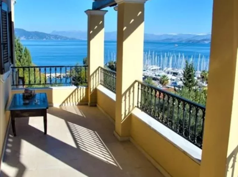 House 184 m² Peloponnese, West Greece and Ionian Sea, Greece