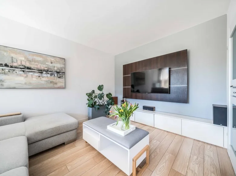 4 room apartment 75 m² Lubon, Poland