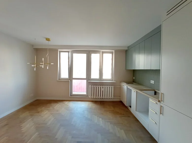 2 room apartment 43 m² Warsaw, Poland