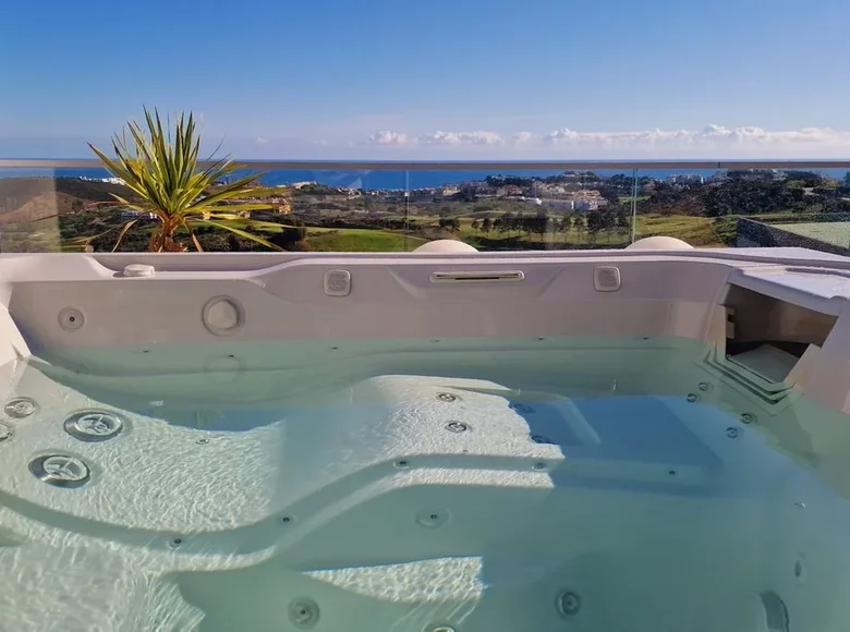 2 bedroom apartment 87 m² Mijas, Spain