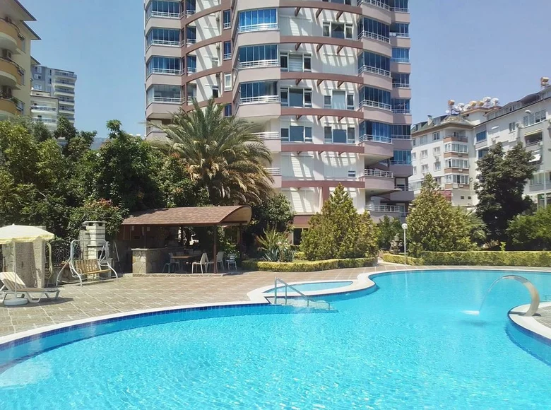 Wohnung 2 Zimmer 134 m² Alanya, Türkei