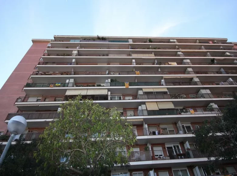 Квартира 115 м² Барселона, Испания
