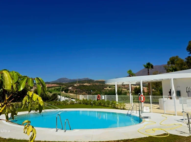 3 bedroom apartment 120 m² Estepona, Spain