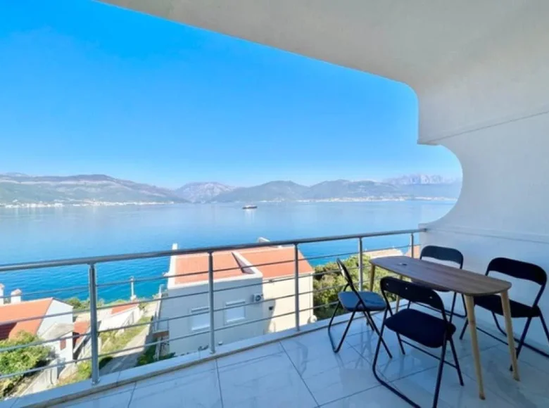 Wohnung 1 Schlafzimmer 62 m² Tivat, Montenegro