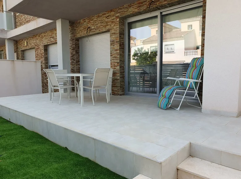 2 bedroom apartment 65 m² Torrevieja, Spain