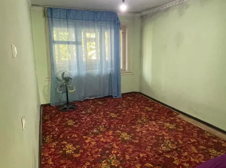 Kvartira 2 xonalar 53 m² Farg'onada