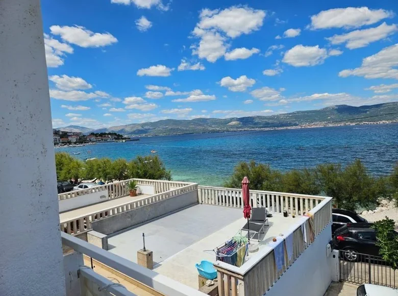 6-Schlafzimmer-Villa 300 m² Gespanschaft Split-Dalmatien, Kroatien