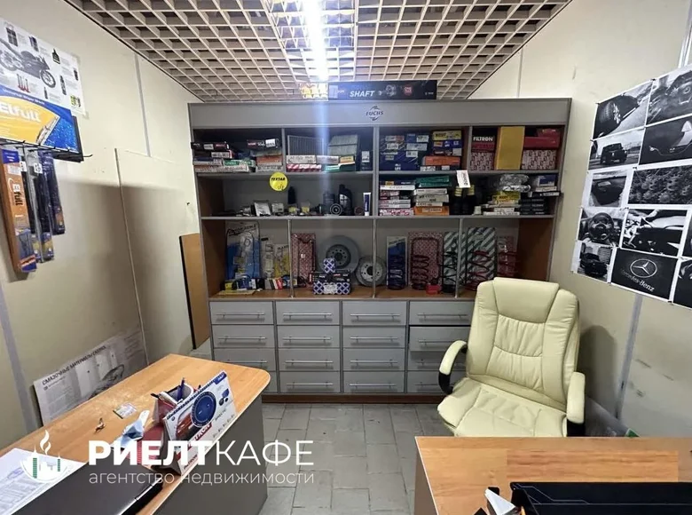 Tienda 12 m² en Scomyslicki sielski Saviet, Belarús