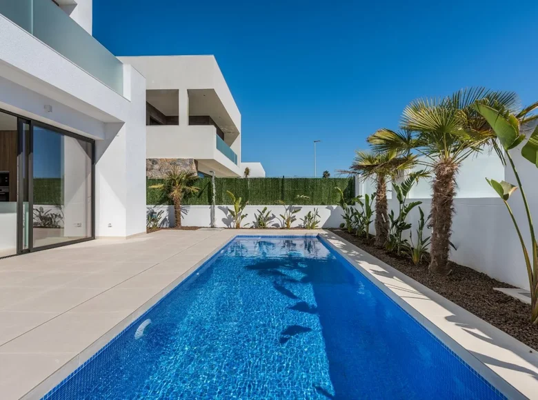 Villa de tres dormitorios 100 m² San Pedro del Pinatar, España