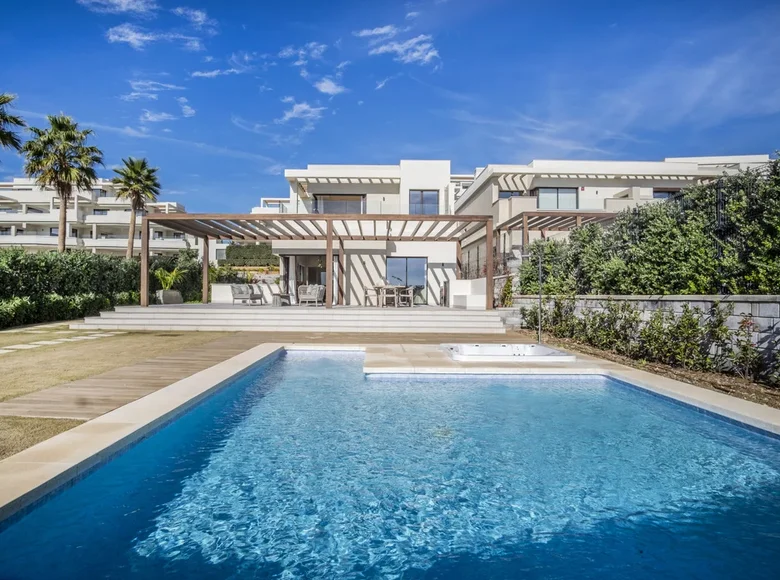 5-Schlafzimmer-Villa  Estepona, Spanien