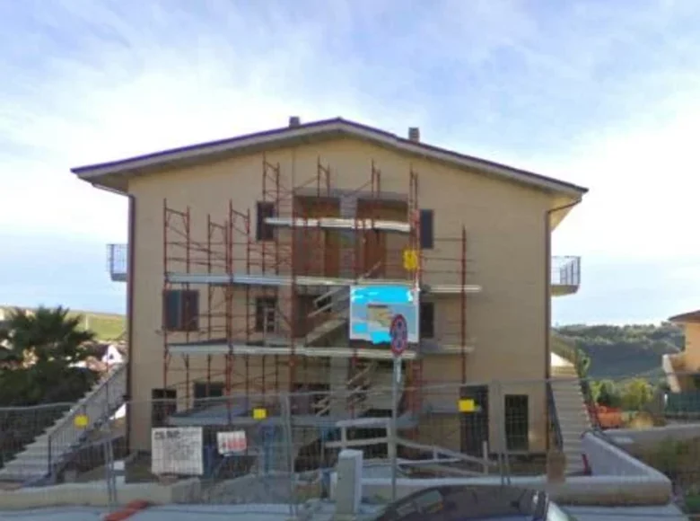 Apartamento 5 habitaciones 76 m² Terni, Italia