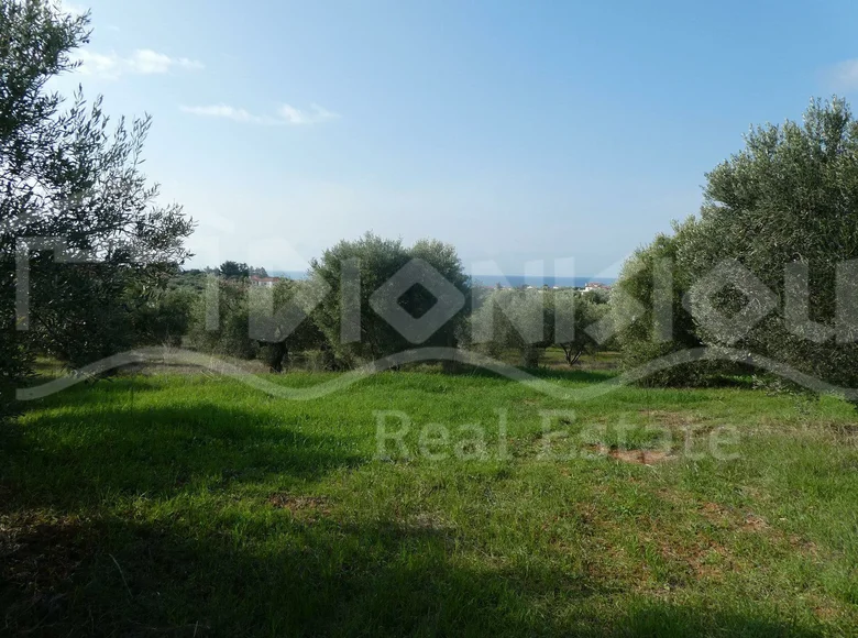 Land 4 000 m² Nea Moudania, Greece