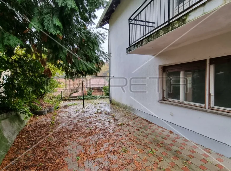 6 room house 194 m² Zagreb, Croatia