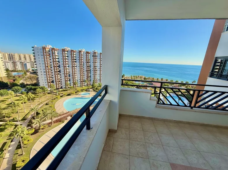 Appartement 4 chambres 210 m² Mezitli, Turquie