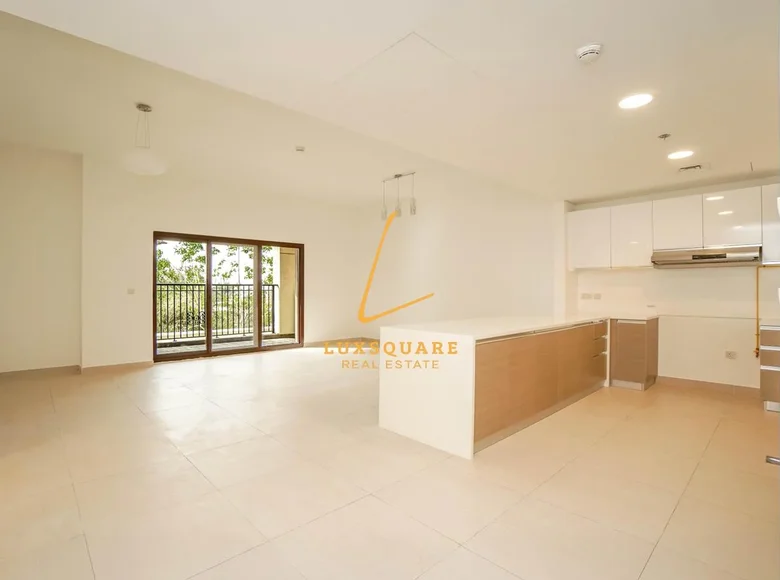 2 bedroom apartment 1 375 m² Dubai, United Arab Emirates