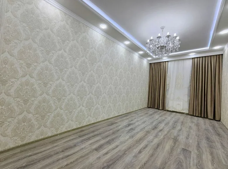 Kvartira 3 xonalar 73 m² Khanabadda