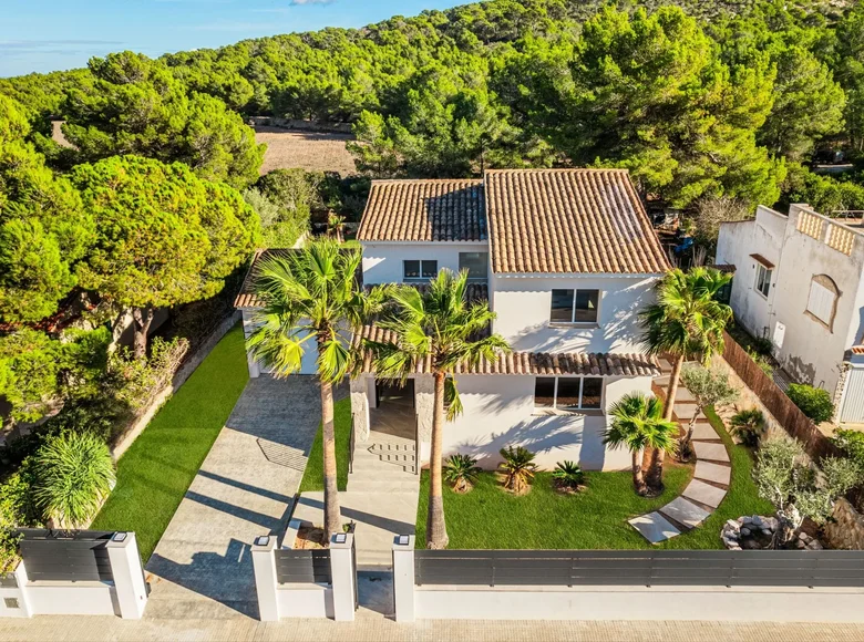Zamek 4 pokoi 262 m² Santa Ponsa, Hiszpania