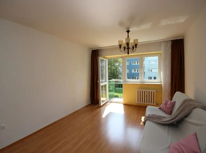 2 room apartment 42 m² Warsaw, Poland