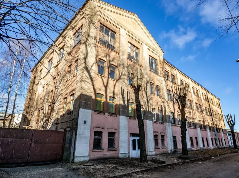 Nieruchomości inwestycyjne 3 722 m² Ryga, Łotwa