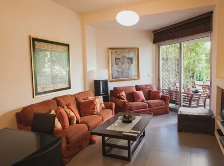 Mieszkanie 2 pokoi 140 m² Limassol District, Cyprus