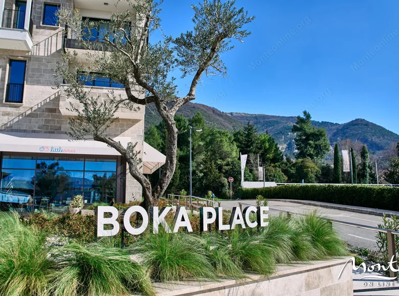 2 bedroom apartment 102 m² Tivat, Montenegro