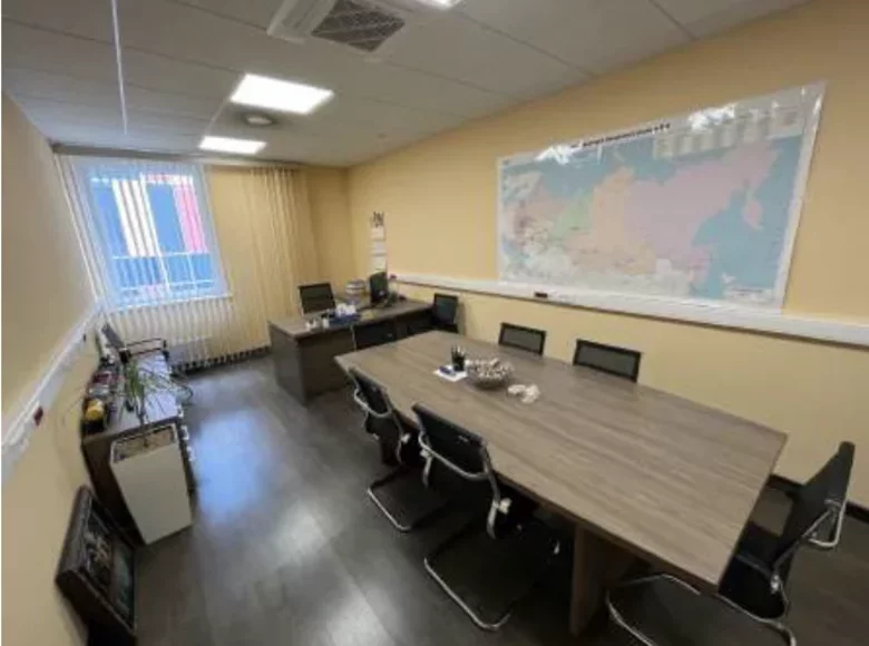 Office 3 758 m² in Central Administrative Okrug, Russia