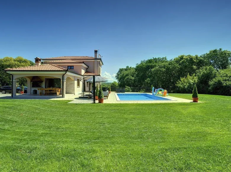 4 bedroom Villa 385 m² Rovinj, Croatia