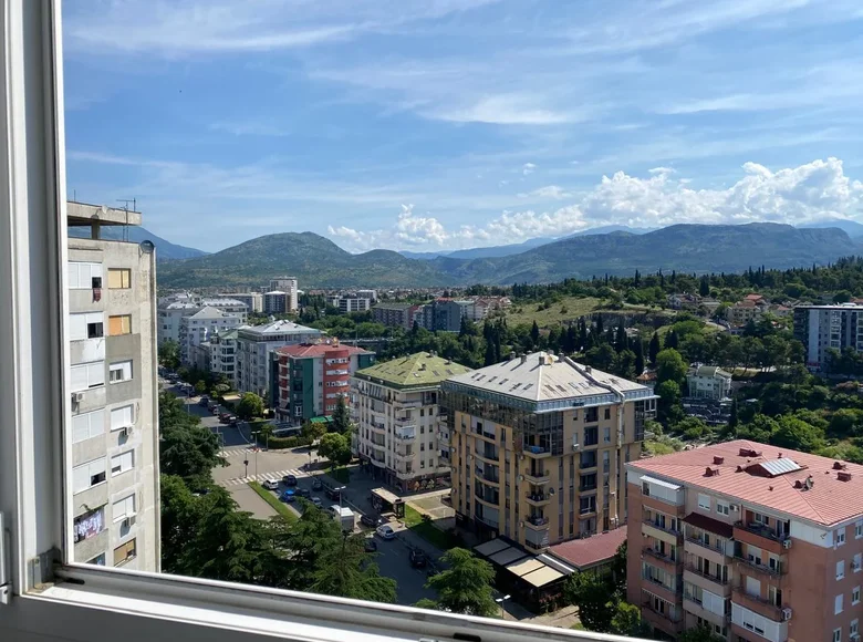 Mieszkanie 2 pokoi 65 m² w Podgorica, Czarnogóra