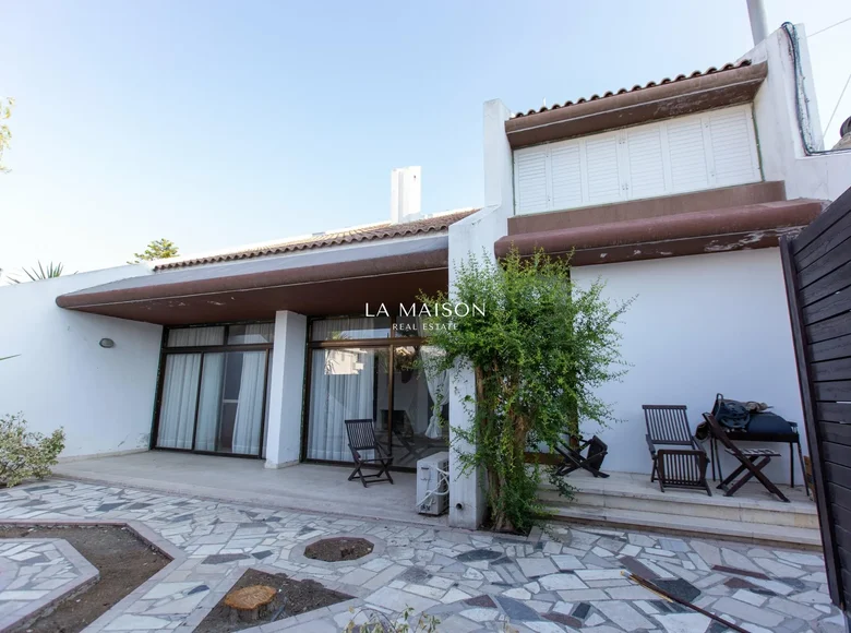 4 bedroom house 352 m² Nicosia District, Cyprus