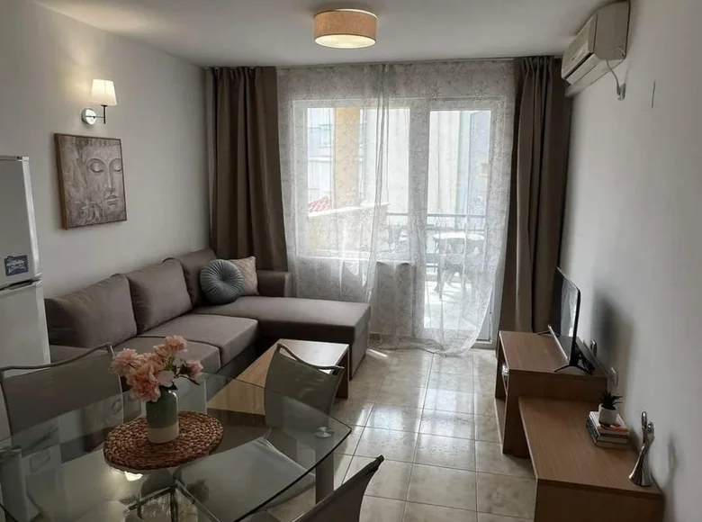 2 bedroom apartment 71 m² Sveti Vlas, Bulgaria
