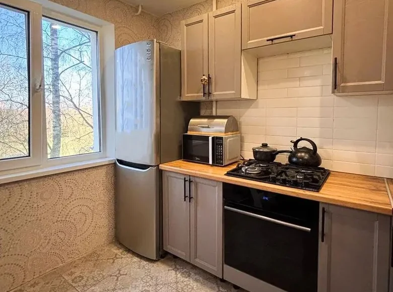 Mieszkanie 2 pokoi 46 m² Mińsk, Białoruś